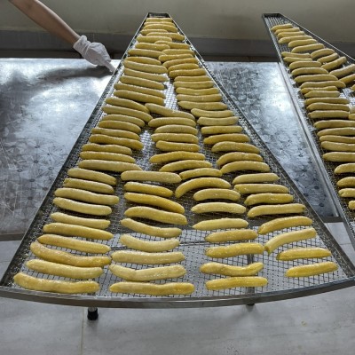 Chuối sấy nguyên quả (Còn hàng)
